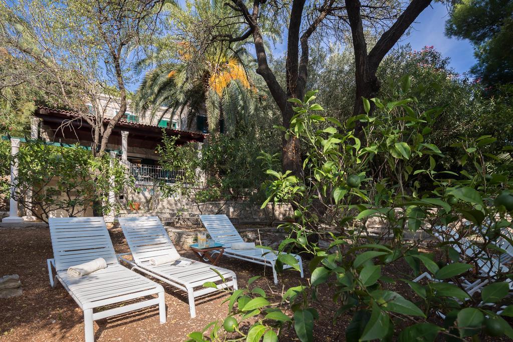 Villa Kustra Orebic Exterior photo