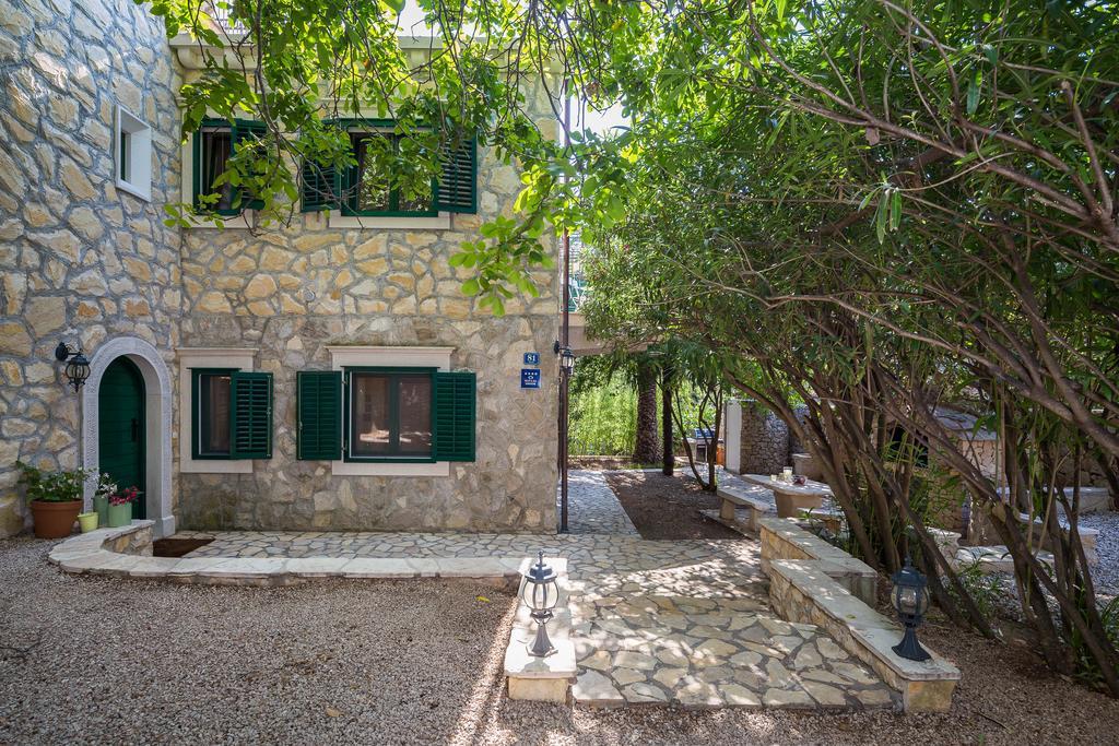Villa Kustra Orebic Exterior photo
